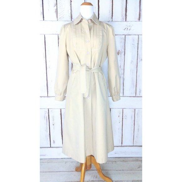 Vintage trench coat/rain jacket/belted spy coat - Picture 3 of 5